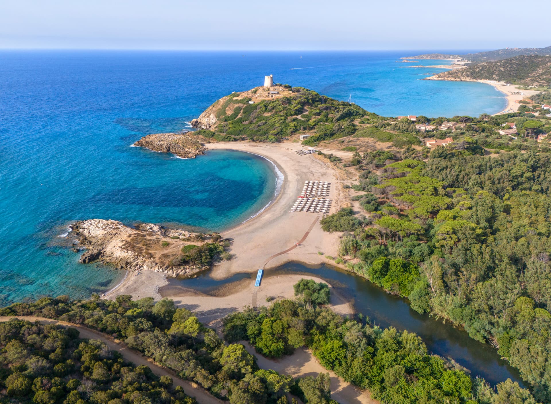 Mare e torre di Chia
